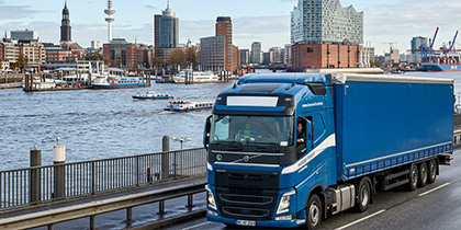 Sitz in Hamburg mit eigenem Versandlager